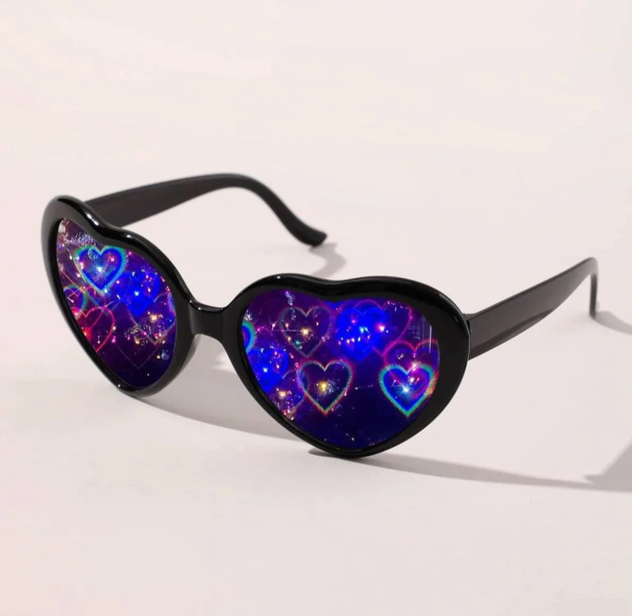 Heart-Shaped Effects Glasses